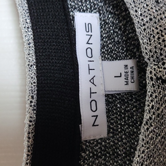 Ladies Blouse 👚 - Picture 5 of 7